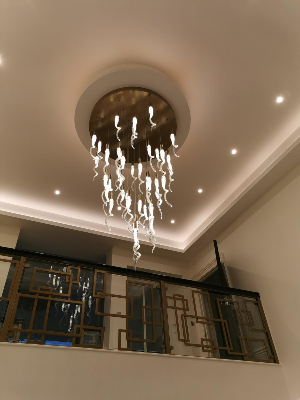 Solid Glass Spiral Horn Hanging Lights Chandelier for Hallway / Entrance with Soda Bubble Effect